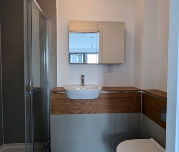 2 Bed Flat, Oto Tower, IG3 - Photo 1