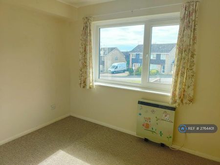 2 bedroom flat to rent - Photo 3
