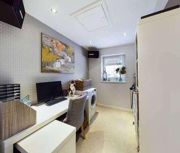 Clos-y-broch, Thornhill, Cardiff, CF14 - Photo 4