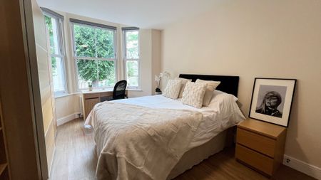 6 Bed Student Accommodation - Photo 4