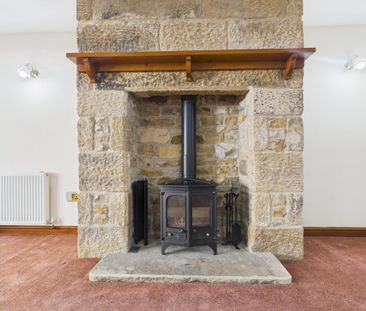 5 bedroom barn conversion to rent - Photo 3