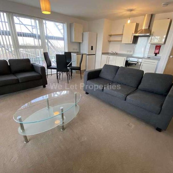 Ladywell Point, Pilgrims Way, M50 - Photo 1