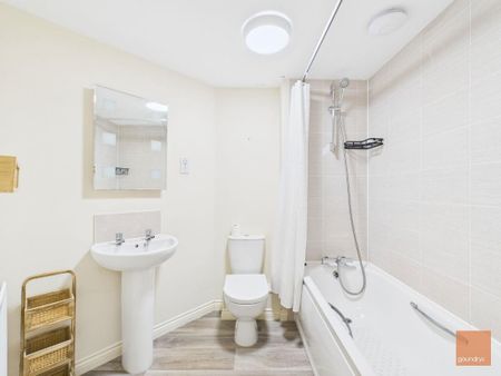 Cavendish Crescent, Newquay - Photo 2