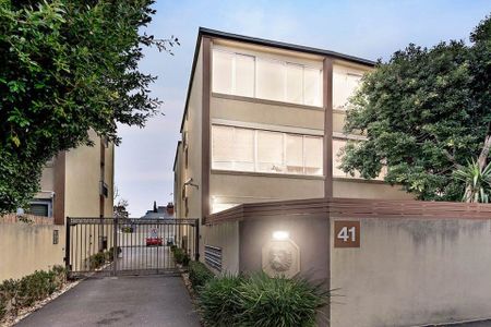 Unit 9/37-41 Margaret Street, South Yarra. - Photo 3