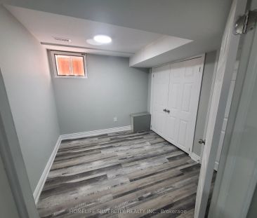 44 Wildberry Crescent #BSMT - Photo 1