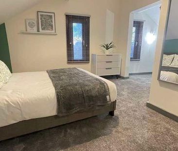 East Park Parade, Leeds, LS9 - Photo 6