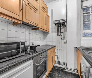 2 bedroom flat to rent - Photo 2