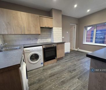 2 bedroom flat to rent - Photo 6