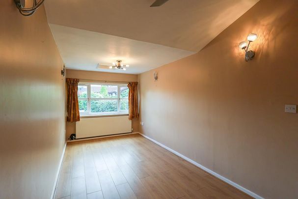 4 bedroom detached house to rent - Photo 1