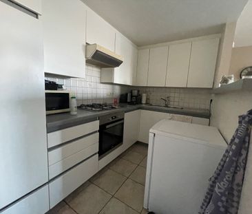 Appartement op 1ste verdieping met 2 slaapkamers en terras. - Photo 4