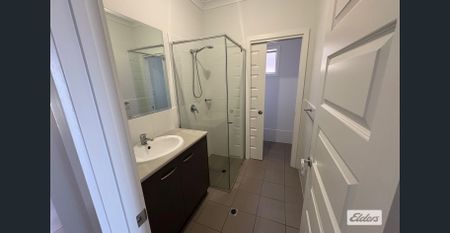 Modern Home in Quiet Location! - Photo 4