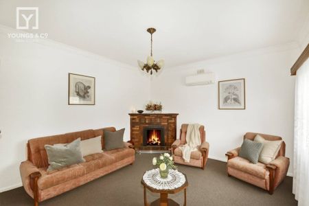 21 Mackellar Cres, Mooroopna - Photo 2