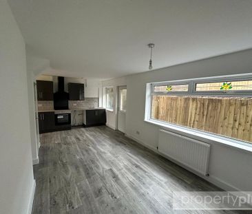 3 bedroom terraced house to rent - Photo 6