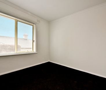 10/21 Chusan Street, Balaclava VIC 3183 - Apartment For Rent | Domain - Photo 2