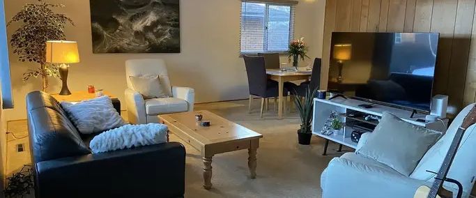 Furnished Rooms for rent | Calgary - Photo 1