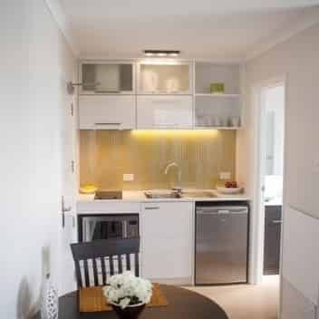 Self contained 1 bedroom unit - Photo 1