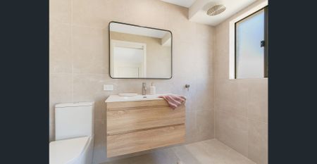 Modern and Stylish Newly Refurbished Home - Photo 4