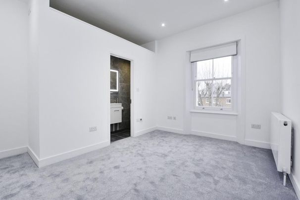 3 bedroom flat to rent - Photo 1