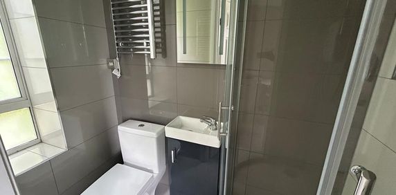 House share to rent - Photo 2