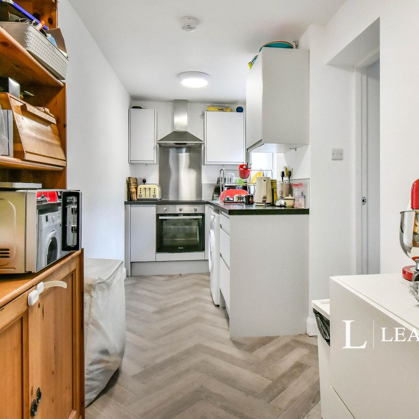 3 bedroom end of terrace to rent Wincombe Street, Manchester, M14 - Photo 1