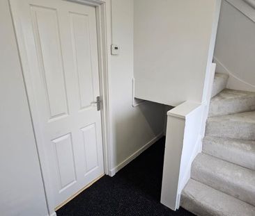 Belle Isle Road, Belle Isle, Leeds, LS10 3PJ - Photo 5