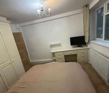 1 bedroom in a house share to rent - Photo 6