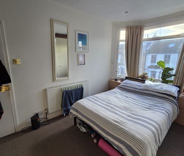 Room in a Shared House, Graveney Road, SW17 - Photo 6