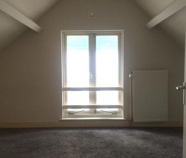Te huur: knus zolderappartement midden in het centrum van Breda - Photo 1