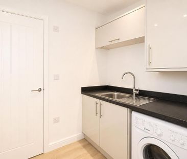 2 bedroom terraced house to rent - Photo 6