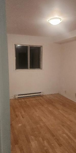 3 1/2 à louer - Photo 1