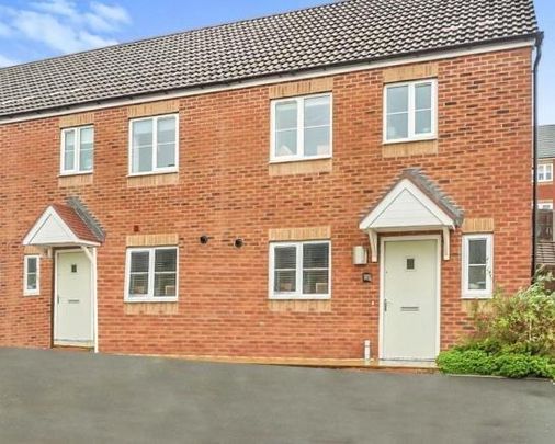 3 bedroom end of terrace house to rent - Photo 1