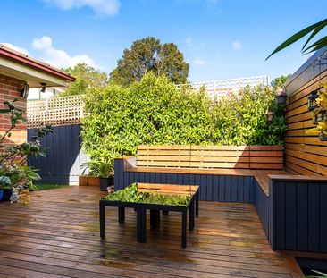 Beautifully Renovated Single Level Home - Photo 5