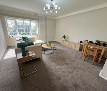 3 bedroom flat to rent - Photo 3