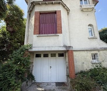 Location Maison 5 pièces 110m² - Photo 2