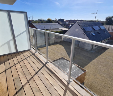 Nieuwbouw tweeslaapkamer-appartement (83m2) met terras en garagebox. - Photo 3