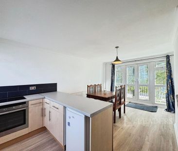 3 bedroom maisonette to rent - Photo 1