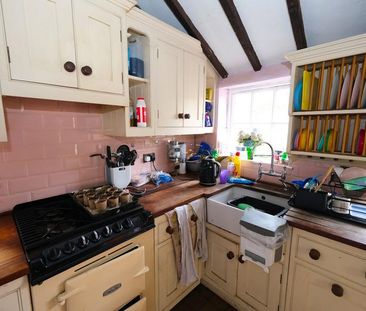 5 bedroom end of terrace house to rent - Photo 5