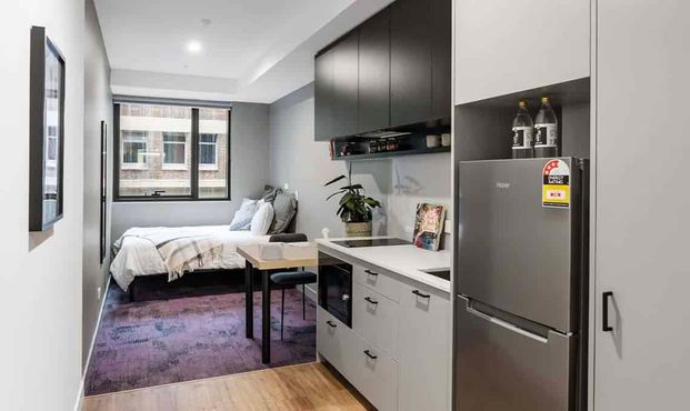 Large Double Studio - Photo 1