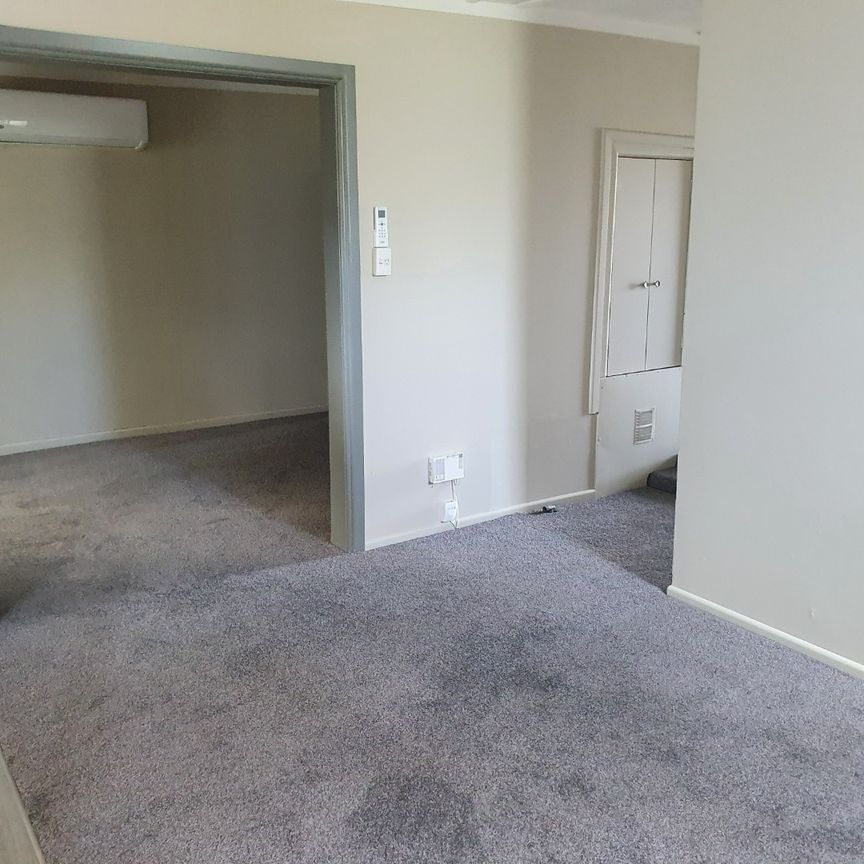 Lyndon Road East , Akina - Photo 1