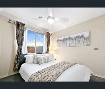 Spacious 4 Bedroom Home In Arcadia Estate. - Photo 6