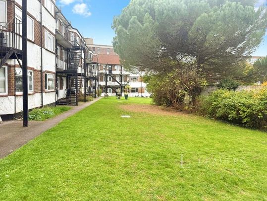 2 bedroom house to rent - Photo 1