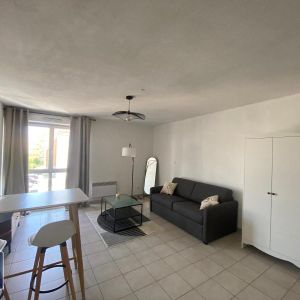 Location Appartement 1 pièce 32m² AGEN 47000 - Photo 2