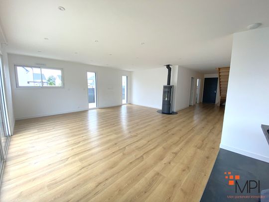 Location Maison 7 pièces 149m² - Photo 1