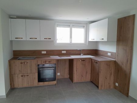 Location Appartement 3 pièces 64m² ANNECY 74000 - Photo 2