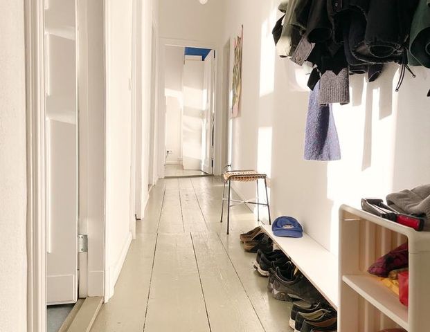 Jan–März 2026 / 2-Zimmer-Wohnung Altbau Neukölln zur Untermiete - Foto 1