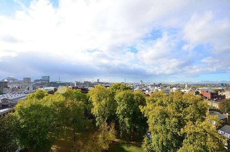 Charterhouse Square, Clerkenwell, EC1M - Photo 5