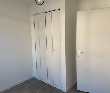 Location Appartement 4 pièces 69m² - Photo 3