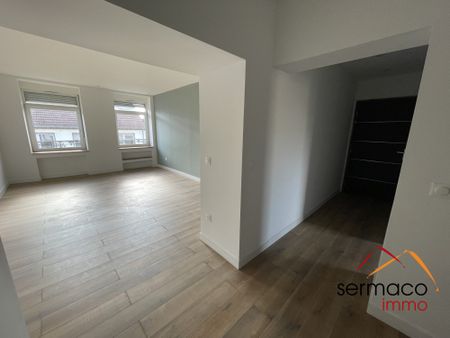 Appartement de type F2 proche du centre-ville - Photo 2