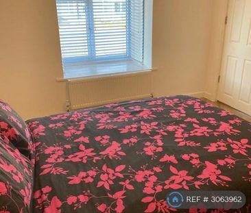 1 bedroom in a house share to rent - Photo 4