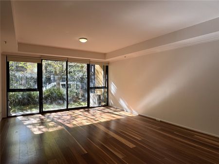 8/33 Jeffcott Street - Photo 2